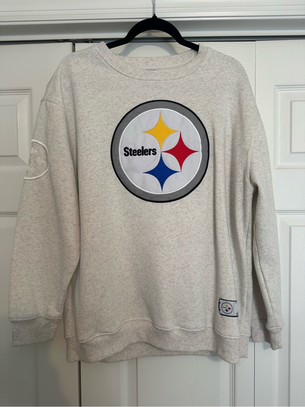 Women’s Pittsburgh Steelers Cream Logo Crewneck Sweatshirt